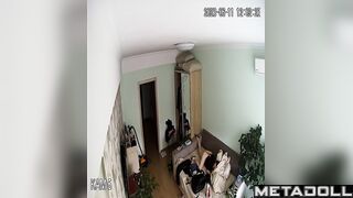 Busty Spanish brunette woman gets an oral sex live stream