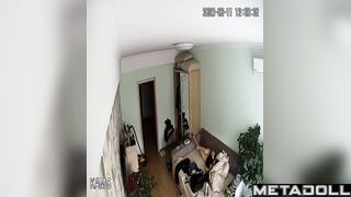 Busty Spanish brunette woman gets an oral sex live stream