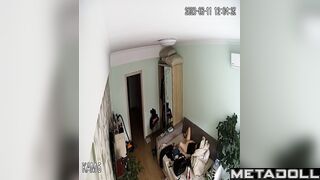 Busty Spanish brunette woman gets an oral sex live stream