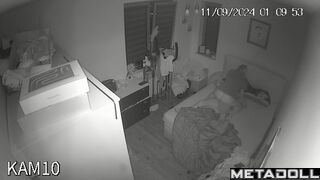 Single Ukrainian brunette MILF forces her husband to fuck live HD