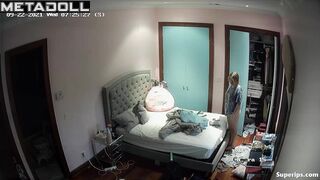 American busty girl changes her clothes