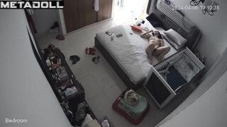 Amateur Belgian couple fuck in their bedroom live