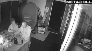 Single New Zealander blonde mother gets an oral sex online
