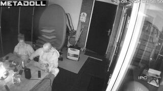 Single New Zealander blonde mother gets an oral sex online