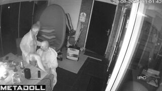 Single New Zealander blonde mother gets an oral sex online
