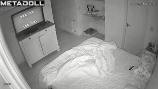 Tanned blonde MILF masturbates in her bed real hidden cam