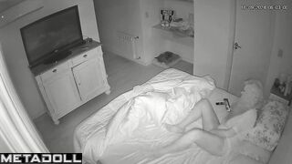 Tanned blonde MILF masturbates in her bed real hidden cam