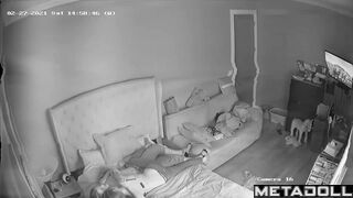 Gorgeous cheerleader girl fucks her boyfriend
