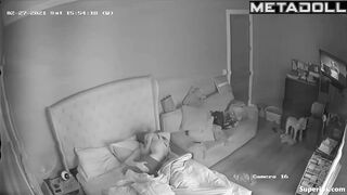 Gorgeous cheerleader girl fucks her boyfriend