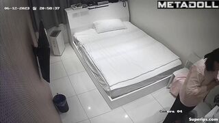 Beautiful Korean girls change clothes