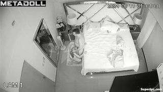 Married Latina woman gets fucked