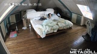 German Milf masturbates on her bed
