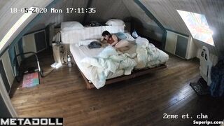 German Milf masturbates on her bed