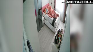 Georgeouse blonde wife rubs her clitoris leaked video