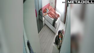 Georgeouse blonde wife rubs her clitoris leaked video