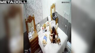 Tattooed New Zealander brunette step-mom forces her husband to fuck live HD