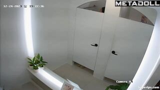 Pretty Korean girls changing clothes