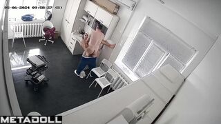 My girlfriend's parents have an intimate sex hidden camera