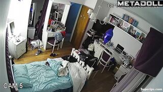 Redhead Girl records herself masturbating