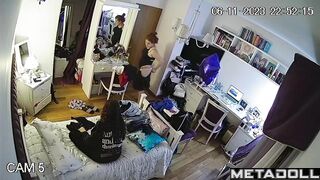 German sisters change their clothes