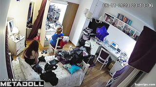 German sisters change their clothes