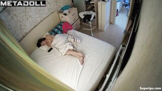 Ukrainian girl masturbates to wet the bed