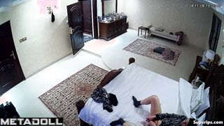 Busty Arab woman gets her pussy waxed