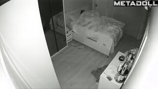 Skinny Belgian brunette mature mom forces her husband to cum spy cam record