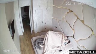 Young Russian wife gets fucked on her bed