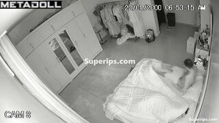 Chubby Arabian wife rides her husband