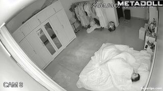 Chubby Arabian wife rides her husband