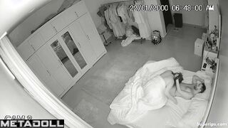 Chubby Arabian wife rides her husband