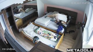 Fat Danish brunette woman fucks her husband in her daughter’s room live stream