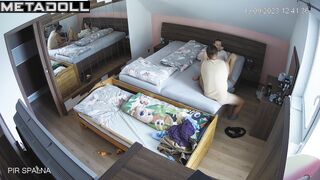 Single Polish brunette mom gets fucked in her daughter’s room real spy cam