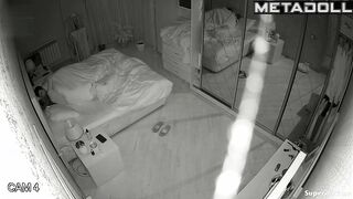 Milf Arab wife receives oral sex