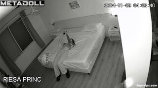 Italian tattooed girl gets fucked