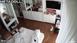 Busty blonde woman masturbates on her bed