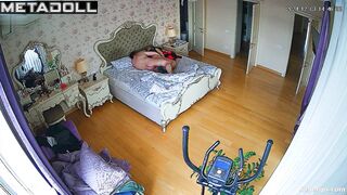 Slavic MILF gets fucked on her bed