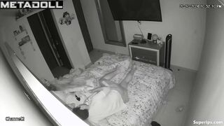 Big ass Latina woman gets oral sex