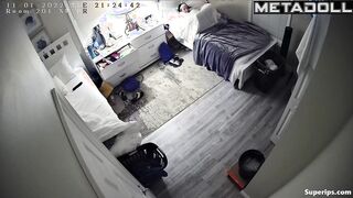 American sporty girl masturbates