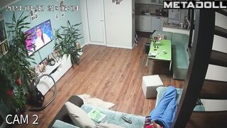 Single French brunette mother rubs her pussy while thinking about fingering porn