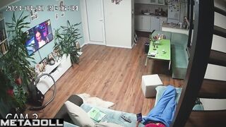 Single French brunette mother rubs her pussy while thinking about fingering porn
