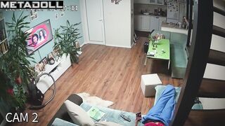 Single French brunette mother rubs her pussy while thinking about fingering porn
