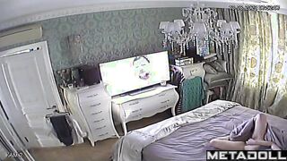 Perverse brunette woman rubs her hairy pussy real hidden cam