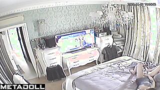 Perverse Welsh brunette aunt rubs her pussy while dreaming of virtual reality porn