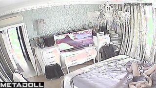 Perverse Welsh brunette aunt rubs her pussy while dreaming of virtual reality porn