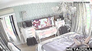 Perverse Welsh brunette aunt rubs her pussy while dreaming of virtual reality porn