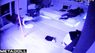 Married couple fuck in their bed live
