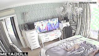 Chubby busty brunette mother has orgasms while rubbing her pussy spy IP cam