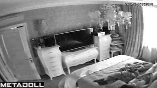 Big ass brunette MILF has multiple orgasms while rubbing just for you
